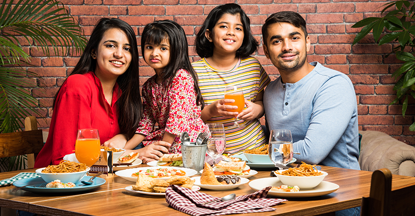 Authentic Kulchala Lal Paranthadas: Traditional Paranthas in Gurgaon